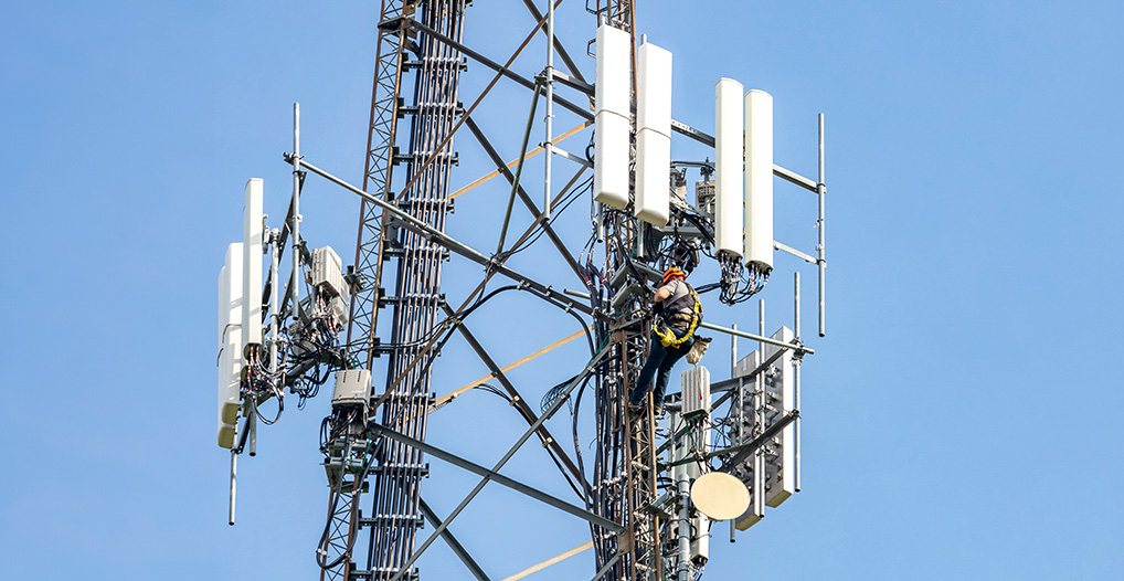 Telecommunications Tower Climber